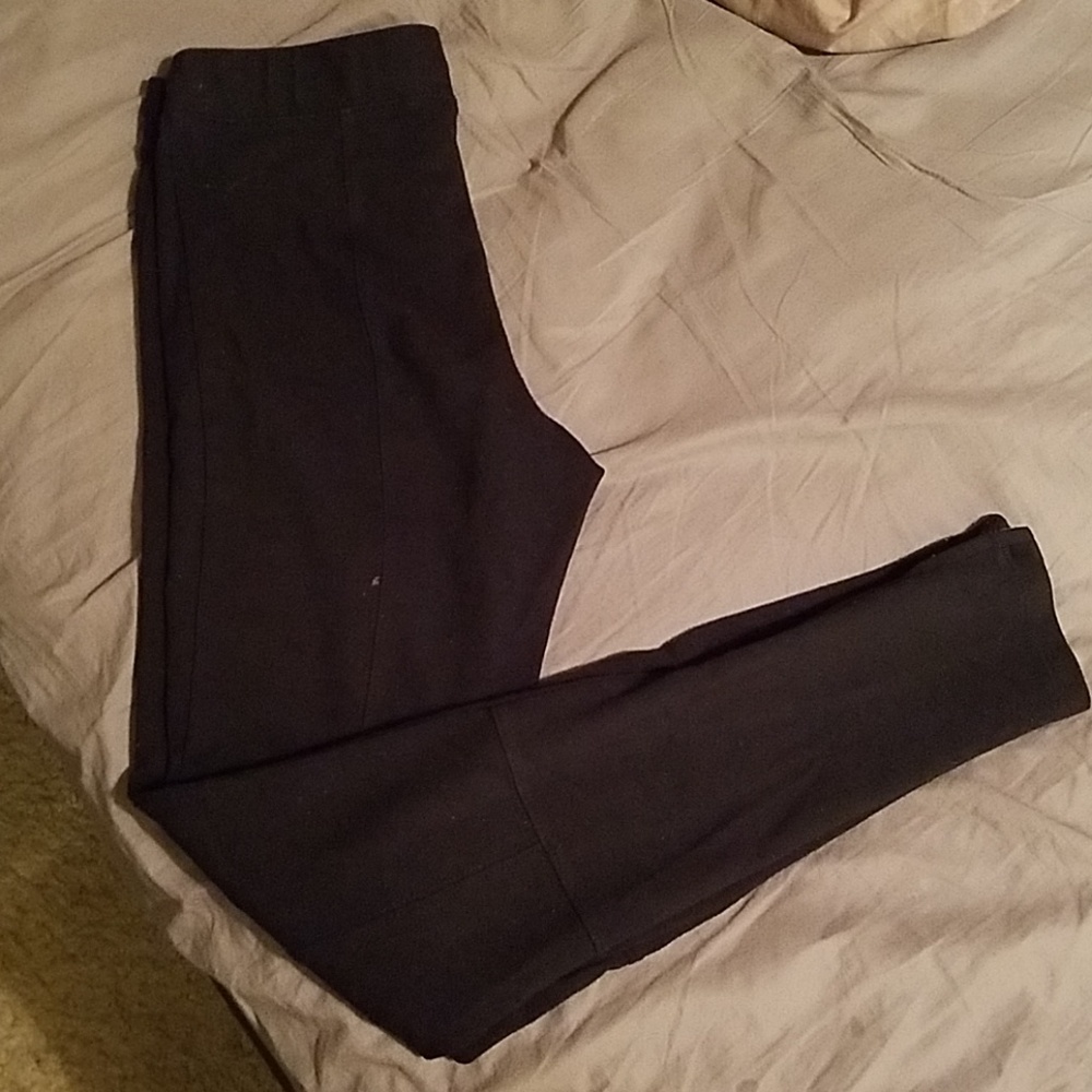 Chic Black Express Zipper Leggings